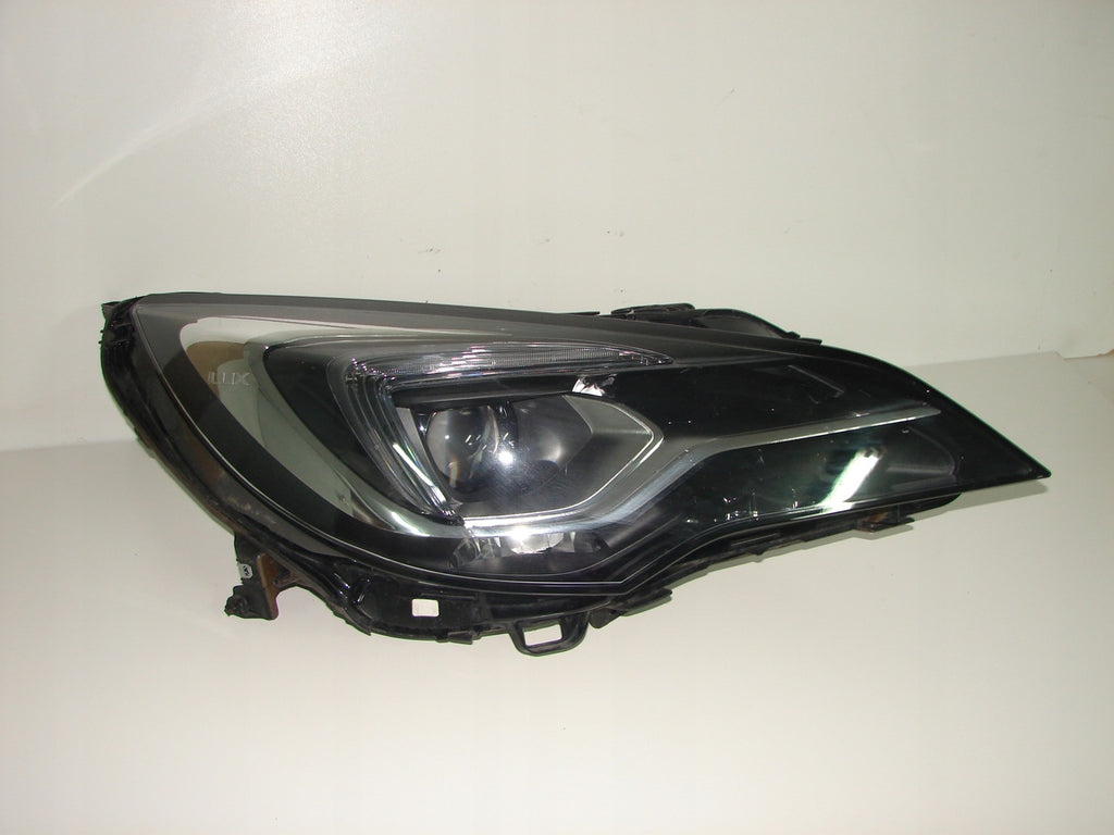 Frontscheinwerfer Opel Astra 662588537 39111150 LED Rechts Headlight