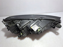 Laden Sie das Bild in den Galerie-Viewer, Frontscheinwerfer Skoda Octavia I 0301134233AA Full LED Links Headlight SCH2949960725vy