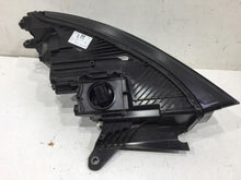 Laden Sie das Bild in den Galerie-Viewer, Frontscheinwerfer Skoda Enyaq 5LB941015H 5LB941015A LED Links Headlight SCH5228990339dd