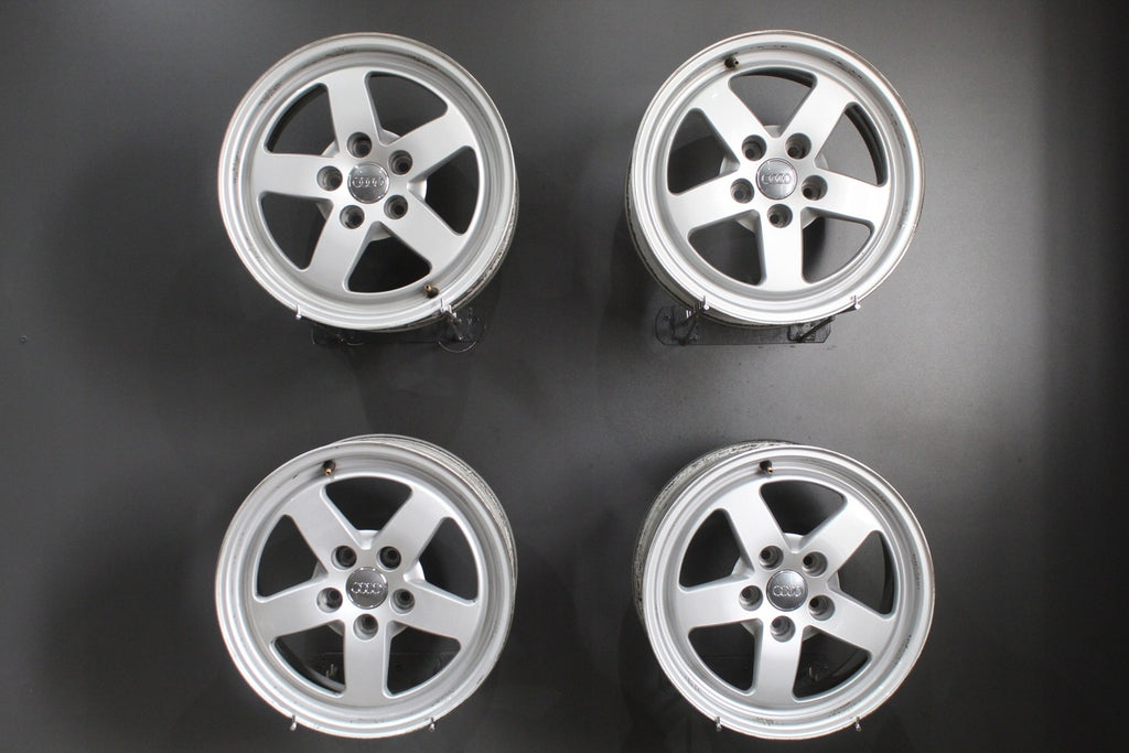 4x Alufelge 16 Zoll 7.0" 5x112 35ET Glanz Silber 8W0601025 Audi A4 B8 Rim Wheel