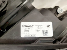 Laden Sie das Bild in den Galerie-Viewer, Frontscheinwerfer Dacia Sandero III Logan 260608545R Links Headlight