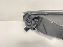 Laden Sie das Bild in den Galerie-Viewer, Frontscheinwerfer Skoda Octavia IV 5E4941016A LED Rechts Scheinwerfer Headlight SCH8876415379ji