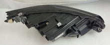Laden Sie das Bild in den Galerie-Viewer, Frontscheinwerfer Ford Tourneo Connect Transit 90150890 Links Headlight SCH4772788125cz