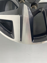 Laden Sie das Bild in den Galerie-Viewer, 1x Alufelge 17 Zoll 6.5&quot; 4x100 50ET 52910-Q0400 Hyundai Bayon Rim Wheel