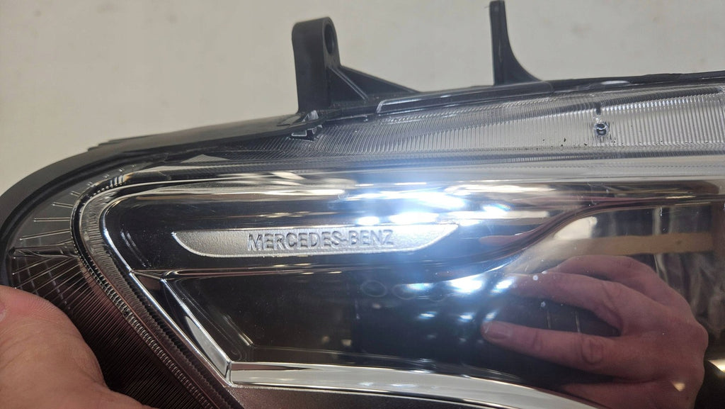 Frontscheinwerfer Mercedes-Benz Sprinter A9109060100 Rechts oder Links