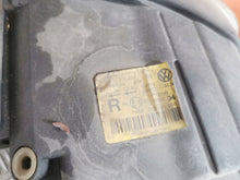 Laden Sie das Bild in den Galerie-Viewer, Frontscheinwerfer VW Touran 1T0941005D Ein Stück (Rechts oder Links) Headlight