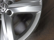Load image into Gallery viewer, 4x Alufelge 17 Zoll 7.5" 5x112 47ET Glanz Silber 3AA601025 VW Passat B7 FEL1025988885at