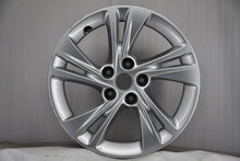 Laden Sie das Bild in den Galerie-Viewer, 1x Alufelge 16 Zoll 7.0" 5x108 44ET Glanz Silber YP00064080 Opel Rim Wheel FEL2232479754lq