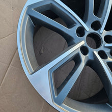 Load image into Gallery viewer, 1x Alufelge 18 Zoll 8.0" 5x112 40ET 8W0601025DL Audi A5 A4 Rim Wheel FEL2394719197xy