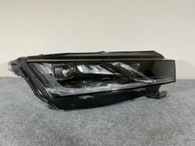 Laden Sie das Bild in den Galerie-Viewer, Frontscheinwerfer Skoda Octavia IV 5E4941016 LED Rechts Scheinwerfer Headlight SCH9629631798mb