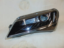 Laden Sie das Bild in den Galerie-Viewer, Frontscheinwerfer Skoda Superb III 3V1941015B Xenon Links Scheinwerfer Headlight