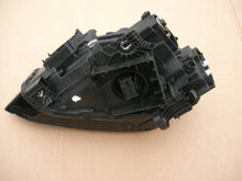 Laden Sie das Bild in den Galerie-Viewer, Frontscheinwerfer Audi Q2 81A941034 LED Rechts Scheinwerfer Headlight