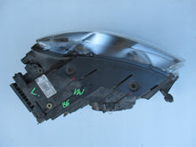 Load image into Gallery viewer, Frontscheinwerfer VW Passat 3C0941751G Xenon Links Scheinwerfer Headlight
