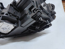 Laden Sie das Bild in den Galerie-Viewer, Frontscheinwerfer Aro Touran 5TB941082A LED Rechts Scheinwerfer Headlight SCH6669889072te