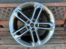Laden Sie das Bild in den Galerie-Viewer, 1x Alufelge 19 Zoll 7.5&quot; 5x105 38ET 95016099 Opel Mokka Rim Wheel