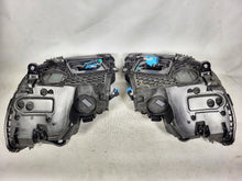 Laden Sie das Bild in den Galerie-Viewer, Frontscheinwerfer Mercedes-Benz W206 A2069065304 A2069065404 Ein Satz Headlight SCH3916153359jy