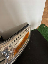 Load image into Gallery viewer, Frontscheinwerfer 7S71-13D155-AL 7S71-13D154- Xenon Ein Satz Headlight