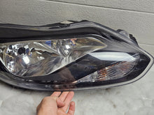 Laden Sie das Bild in den Galerie-Viewer, Frontscheinwerfer Ford Focus III BM51-13W029-RA Rechts Scheinwerfer Headlight SCH7474514021sk