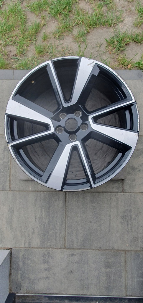 1x Alufelge 20 Zoll 9.0" 5x108 53ET 32134524KOD 87169090 Polestar 2 V60 I FEL3419281816um