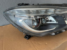 Laden Sie das Bild in den Galerie-Viewer, Frontscheinwerfer Mercedes-Benz Cla Amg A1179067000 Rechts Headlight