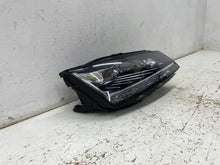 Load image into Gallery viewer, Frontscheinwerfer Skoda Fabia III 6V1941016F Full LED Rechts Headlight SCH9730823857ce