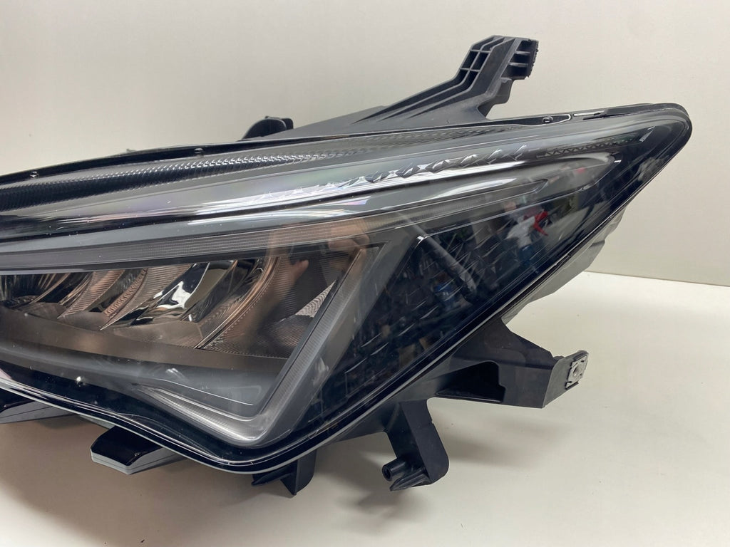 Frontscheinwerfer Cupra Born 10F941007H Links Scheinwerfer Headlight SCH9520388814pb