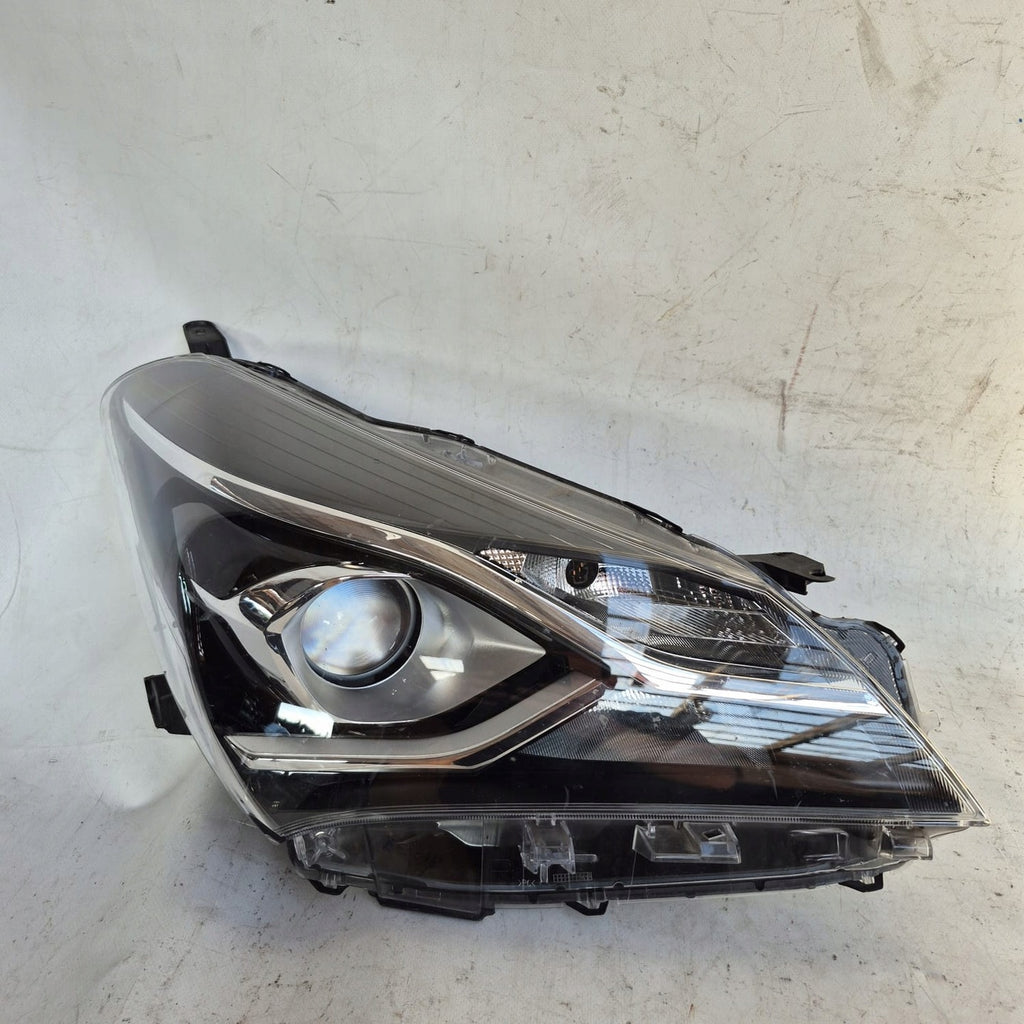 Frontscheinwerfer Toyota Yaris Rechts Scheinwerfer Headlight SCH5183369636md