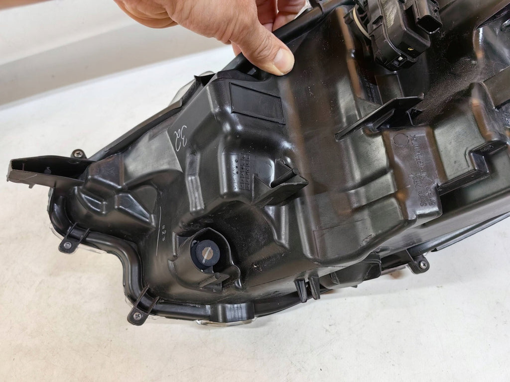 Frontscheinwerfer Toyota Yaris CCI4379 Rechts Scheinwerfer Headlight SCH8393389792aq