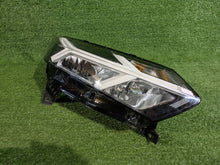 Load image into Gallery viewer, Frontscheinwerfer Dacia Sandero Jogger Rechts Scheinwerfer Headlight SCH1476494209uj
