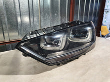 Laden Sie das Bild in den Galerie-Viewer, Frontscheinwerfer VW Sportsvan 517941751 Xenon Links Scheinwerfer Headlight