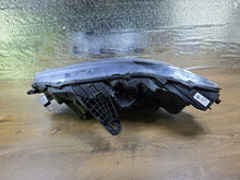Load image into Gallery viewer, Frontscheinwerfer Ford LJ8Z13008X Rechts Scheinwerfer Headlight SCH6561828141ul