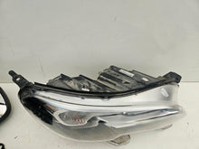 Laden Sie das Bild in den Galerie-Viewer, Frontscheinwerfer Peugeot Expert 9808572580-00 S2506N074 Rechts oder Links SCH8413706567ab