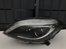 Load image into Gallery viewer, Frontscheinwerfer Mercedes-Benz W246 A2468207761 LED Rechts oder Links SCH2384480417bv