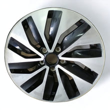 Load image into Gallery viewer, 1x Alufelge 17 Zoll 6.0&quot; 5x112 48,5ET Schwarz 5C0601025S VW Beetle Rim Wheel