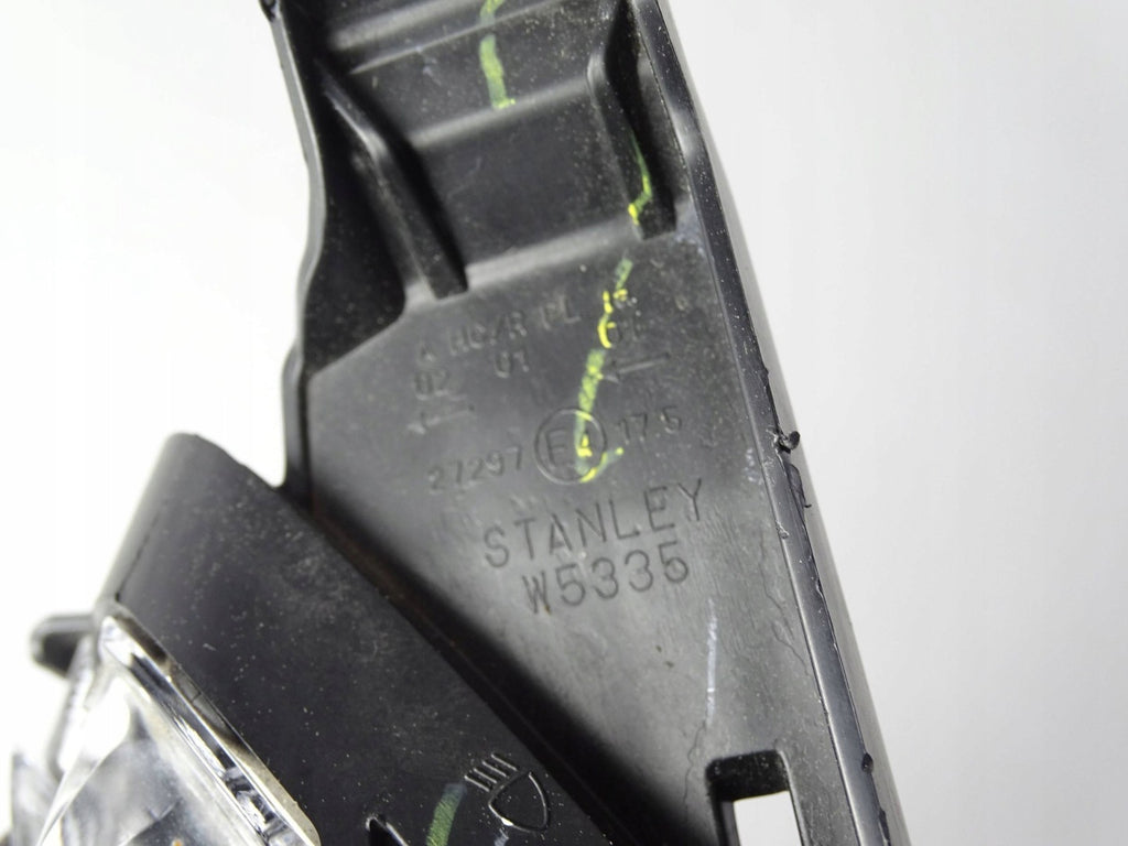 Frontscheinwerfer Mitsubishi Space W Star 8301D446 Rechts Scheinwerfer Headlight SCH5106469613dz