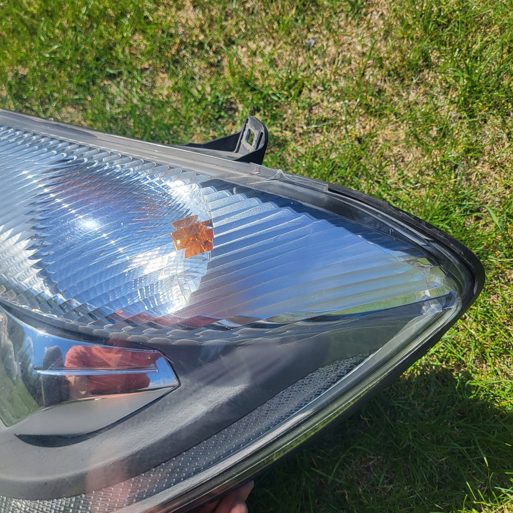 Frontscheinwerfer Mercedes-Benz Sprinter A9068203161 Links Headlight SCH6514921775bm