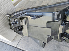 Laden Sie das Bild in den Galerie-Viewer, Frontscheinwerfer Honda Crv 2023- Full LED Rechts Scheinwerfer Headlight