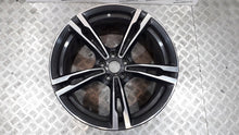 Laden Sie das Bild in den Galerie-Viewer, 1x Alufelge 19 Zoll 10.5" 5x112 28ET 7857076 BMW 5 F90 Rim Wheel FEL5660940269jl
