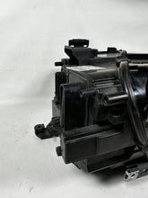 Laden Sie das Bild in den Galerie-Viewer, Frontscheinwerfer VW Tiguan 5NB941036D Rechts Scheinwerfer Headlight