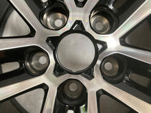 Load image into Gallery viewer, 1x Alufelge 17 Zoll 7.0" 5x114.3 43ET 403000483 Renault Megane 1 Fluence Scenic FEL9522884736dj