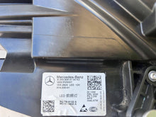 Laden Sie das Bild in den Galerie-Viewer, Frontscheinwerfer Mercedes-Benz Eqa Eqb 2439060100 Links Scheinwerfer Headlight SCH2245976448mt