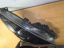 Load image into Gallery viewer, Frontscheinwerfer Ford Kuga GV41-13W029FA Rechts Scheinwerfer Headlight SCH1859441207lo