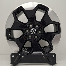 Load image into Gallery viewer, 1x Alufelge 19 Zoll 7.5" 6x120 52 5ET S741-GB VW Caravelle Rim Wheel FEL3976382111gp