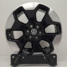 Load image into Gallery viewer, 1x Alufelge 19 Zoll 7.5" 6x120 52 5ET S741-GB VW Caravelle Rim Wheel FEL3976382111gp