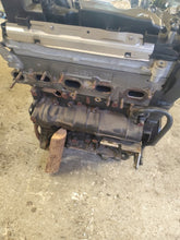 Laden Sie das Bild in den Galerie-Viewer, Motor Audi A4 B9 DEU DEUA 2.0 TDI 150PS 110kW 319TKm 2016 Diesel Unkomplett MOT5702944855hb