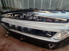 Laden Sie das Bild in den Galerie-Viewer, Frontscheinwerfer Volvo Xc90 II 31655702 Links Scheinwerfer Headlight
