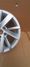 Load image into Gallery viewer, 1x Alufelge 16 Zoll 6.5&quot; 5x112 46ET 5H0071496 VW Golf Viii Rim Wheel