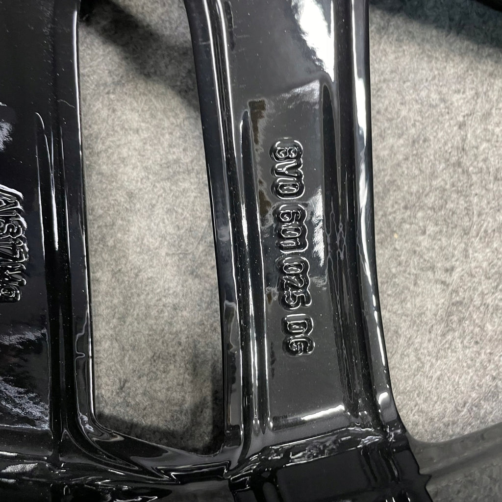 4x Alufelge 18 Zoll 8.0" 5x112 46ET Glanz Graphit 8V0601025DG Audi A3 Mg FEL3811151301tt