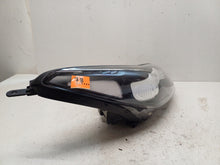 Load image into Gallery viewer, Frontscheinwerfer Kia Sportage IV 92102-F1110 LED Rechts Scheinwerfer Headlight SCH2489748405xb