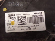 Laden Sie das Bild in den Galerie-Viewer, Frontscheinwerfer Dacia Duster 260602465 Links Scheinwerfer Headlight